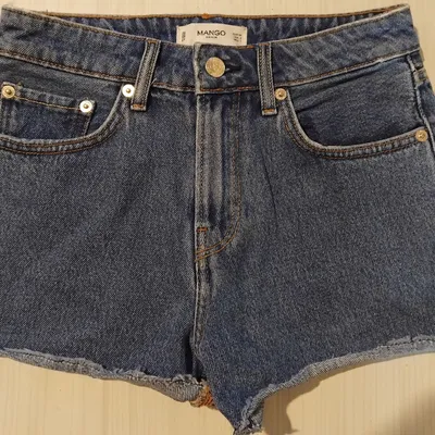 Short Mango taille 34